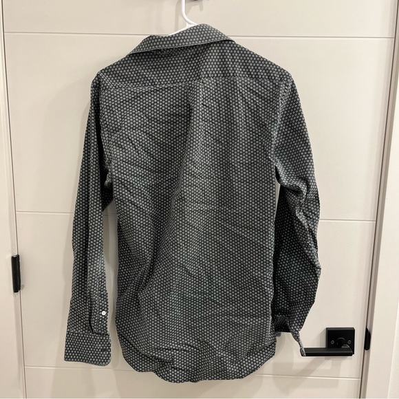 Mens button down - Picture 4 of 4